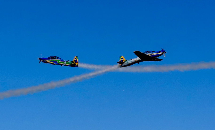 Porto de Paranaguá celebra 88 anos com passeio ciclístico e show da Esquadrilha da Fumaça