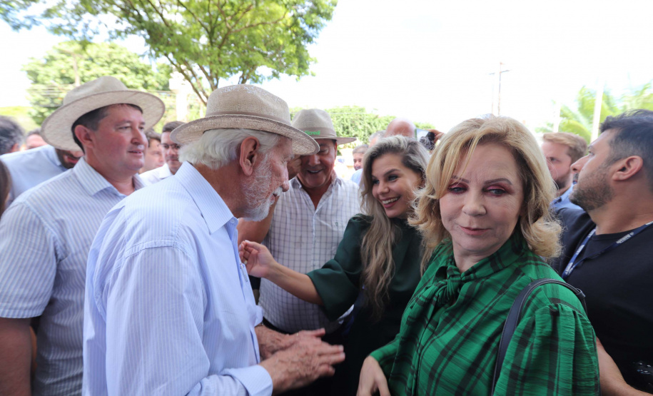 Darci Piana exalta importância da agroindústria do Paraná durante visita à ExpoUmuarama