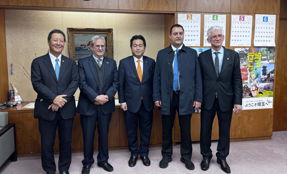 O governador Carlos Massa Ratinho Junior participou nesta terça-feira (07) de uma reunião com o vice-ministro da Agricultura, Silvicultura e Pesca do Japão, Atsushi Nonaka.