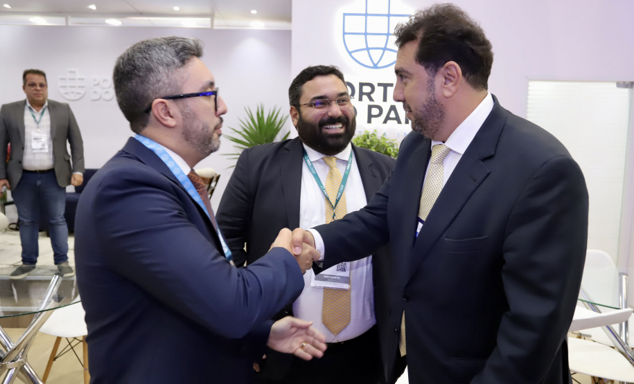 Portos do Paraná assina novo contrato de arrendamento para área localizada no cais do Porto de Paranaguá