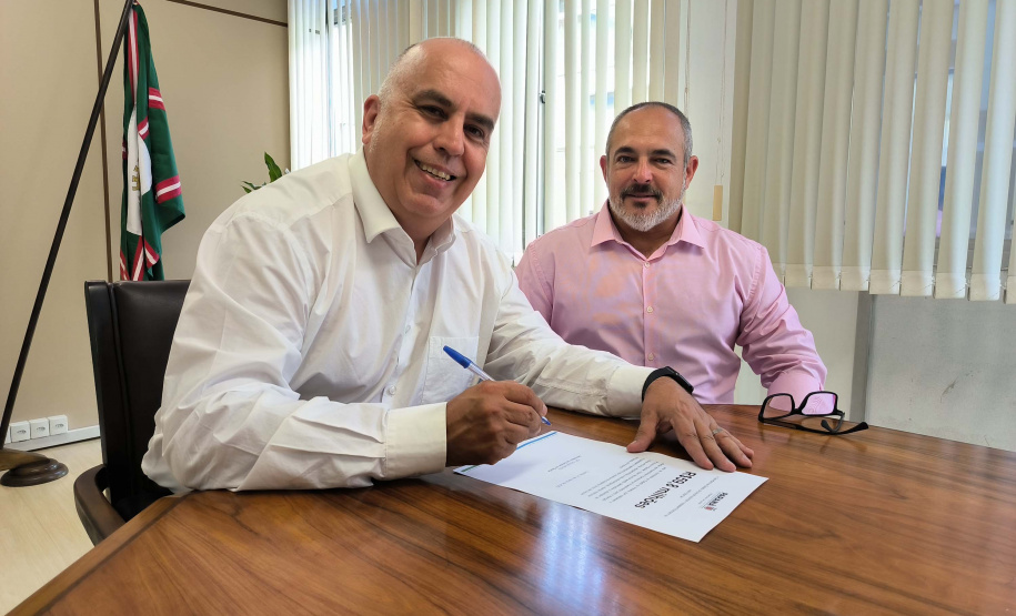 Secretaria formaliza repasse de R$ 59,8 milhões em Atenção Primária para municípios