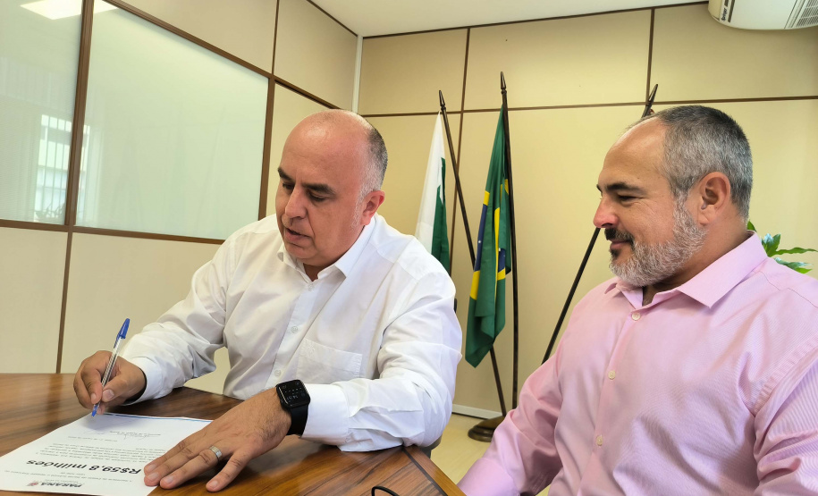 Secretaria formaliza repasse de R$ 59,8 milhões em Atenção Primária para municípios