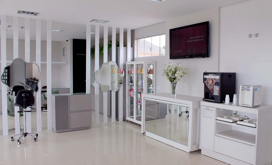 Empreendedora Maria Cristina salão