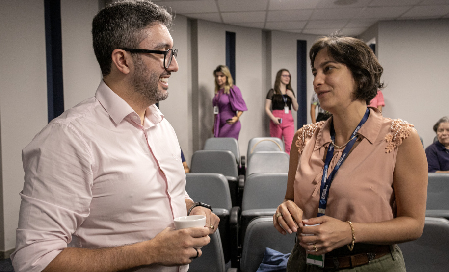 Portos do Paraná reservará a funcionárias 50% das vagas em cursos nacionais e internacionais