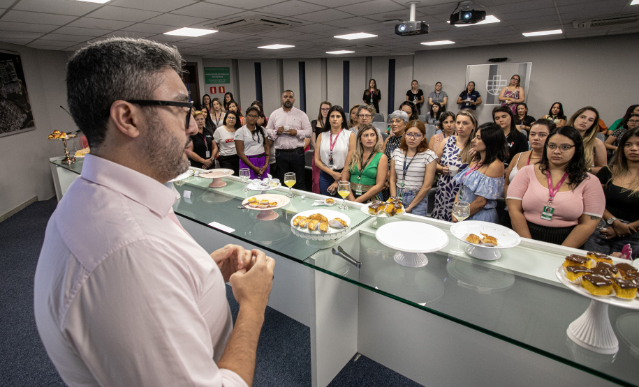Portos do Paraná reservará a funcionárias 50% das vagas em cursos nacionais e internacionais