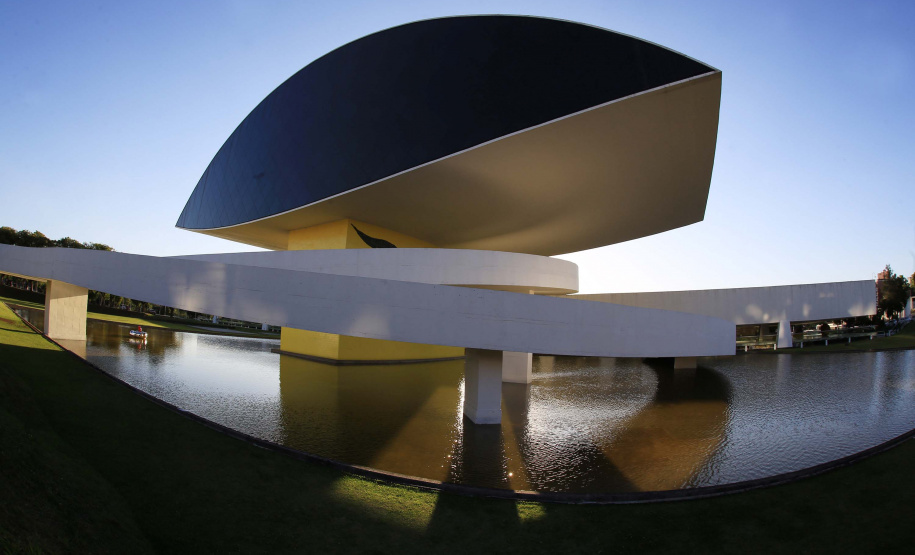 Turismo se aproxima dos níveis pré-pandemia no Paraná, aponta levantamento da Setu