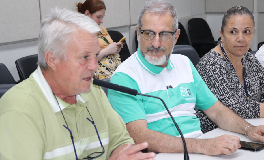 Pimentel toma posse e preside a primeira Reunião Extraordinária do ConCidades /PR