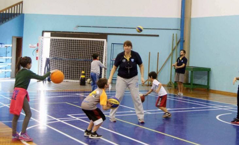 Mês da mulher: homenagem às mulheres do esporte
