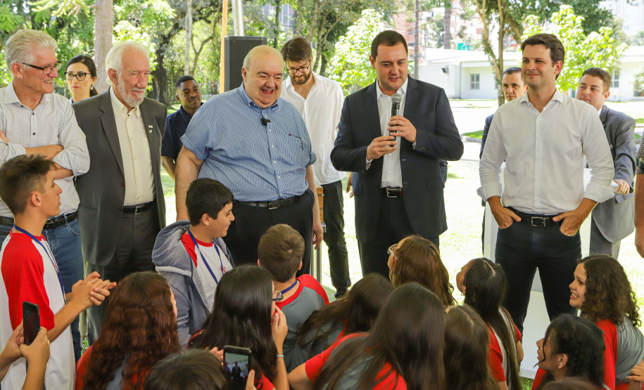 Abelhas nativas - jardins do palácio