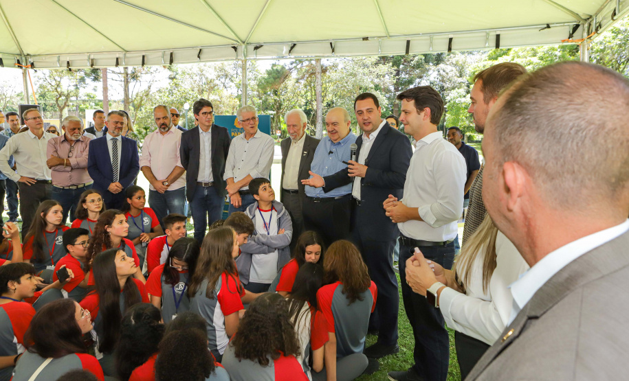 Abelhas nativas - jardins do palácio