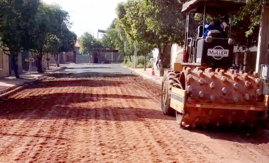 Obras em andamento realizadas em Bela Vista do Paraíso com recursos do Governo do Estado