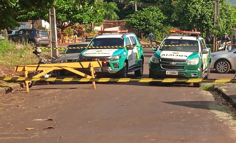 Captura da onça parda mobilizou técnicos do Instituto Água e Terra (IAT), militares do Batalhão de Polícia Ambiental-Força Verde (BPAmb-FV) e um médico veterinário anestesista. Animal é um macho com 36 quilos, jovem e saudável.