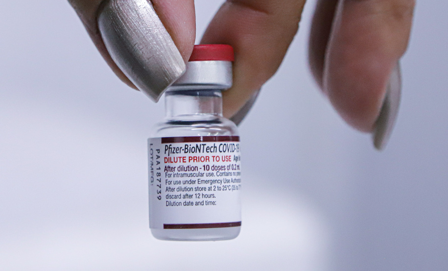 Paraná volta a receber vacinas contra a Covid-19 para bebês e crianças