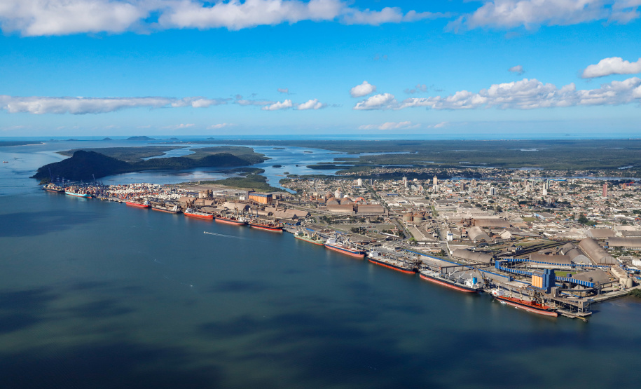 Porto de Paranaguá celebra 88 anos com foco no futuro