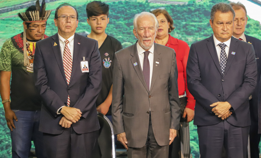 GOVERNADOR EM EXERCÍCIO - FOZ