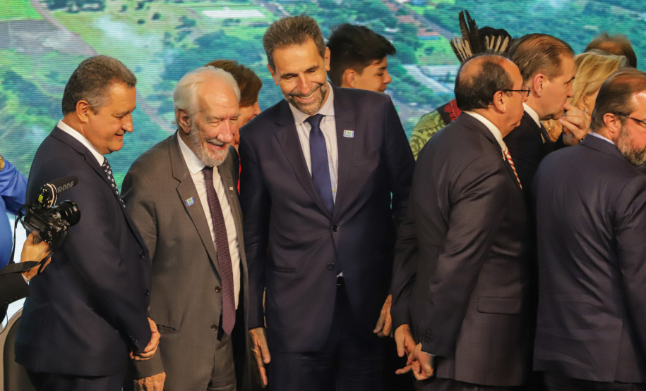 GOVERNADOR EM EXERCÍCIO - FOZ