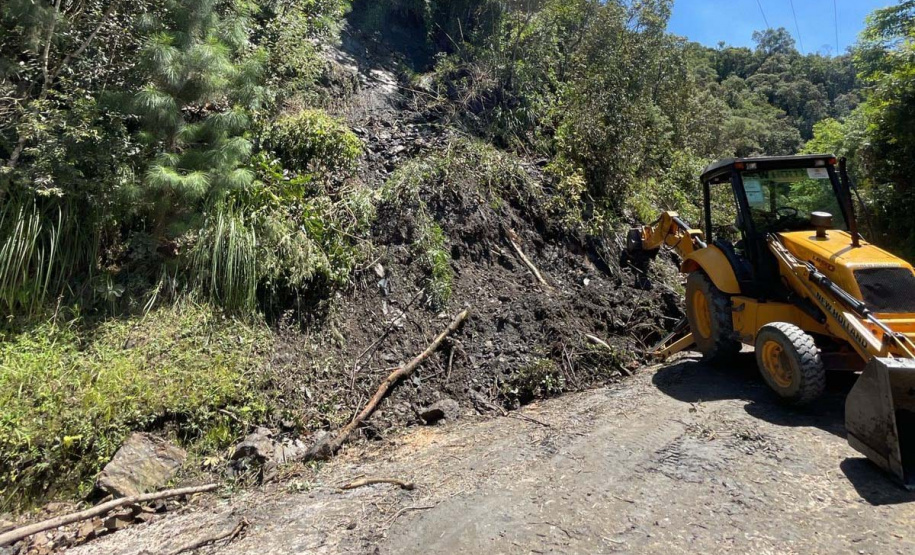 Serviços na PR-090 já iniciaram e devem ser concluídos na próxima semana