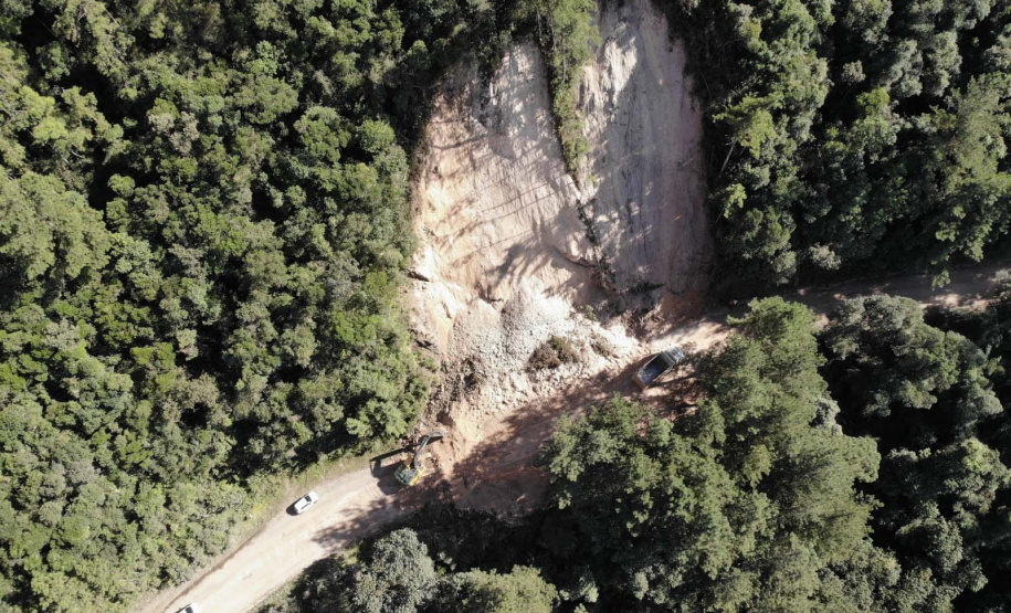 PR-092 em meia pista