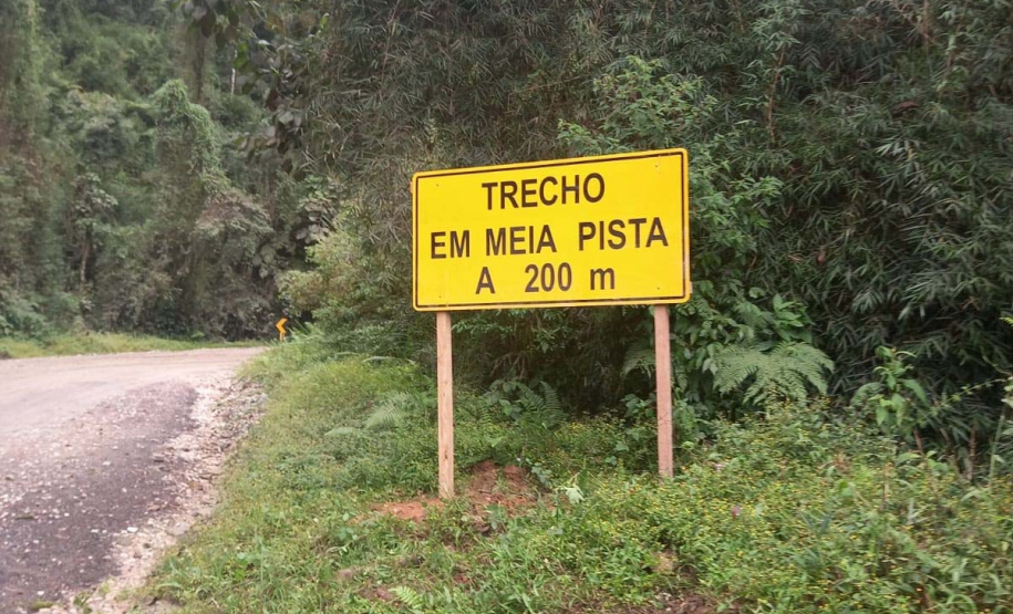 PR-092 em meia pista