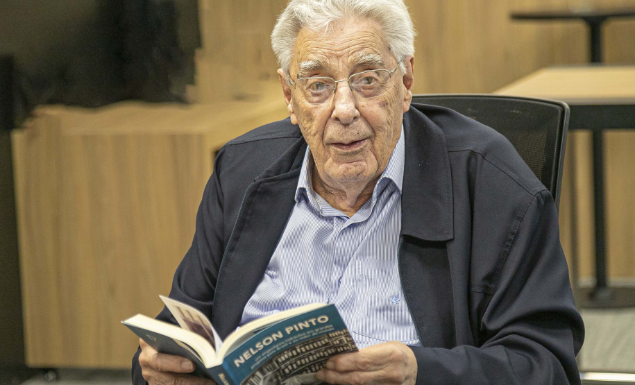 Referência em engenharia hidráulica, Nelson Pinto doa acervo de projetos à Copel