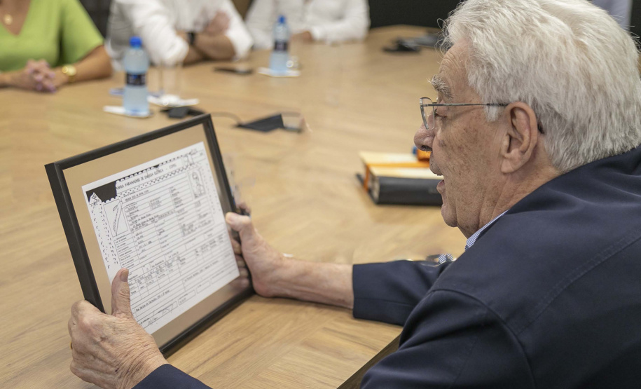 Referência em engenharia hidráulica, Nelson Pinto doa acervo de projetos à Copel