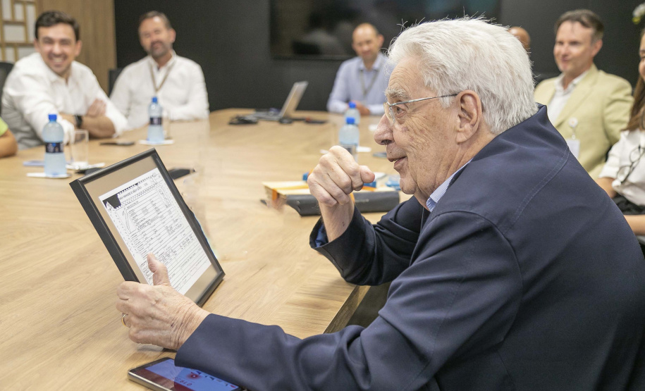 Referência em engenharia hidráulica, Nelson Pinto doa acervo de projetos à Copel