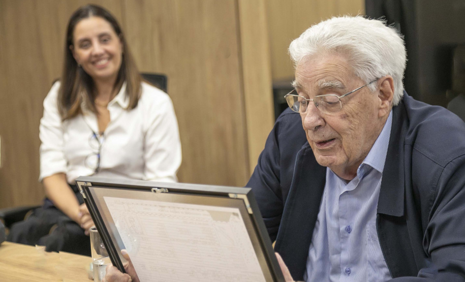 Referência em engenharia hidráulica, Nelson Pinto doa acervo de projetos à Copel