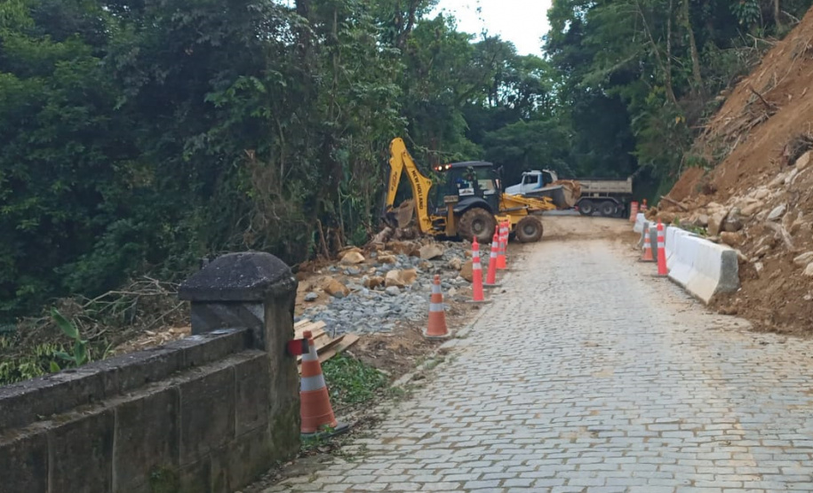 DER Estrada da Graciosa