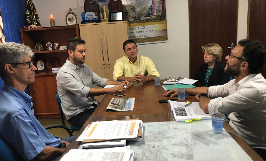 Fomento Paraná oferece crédito do Paraná Recupera para ajudar Bandeirantes