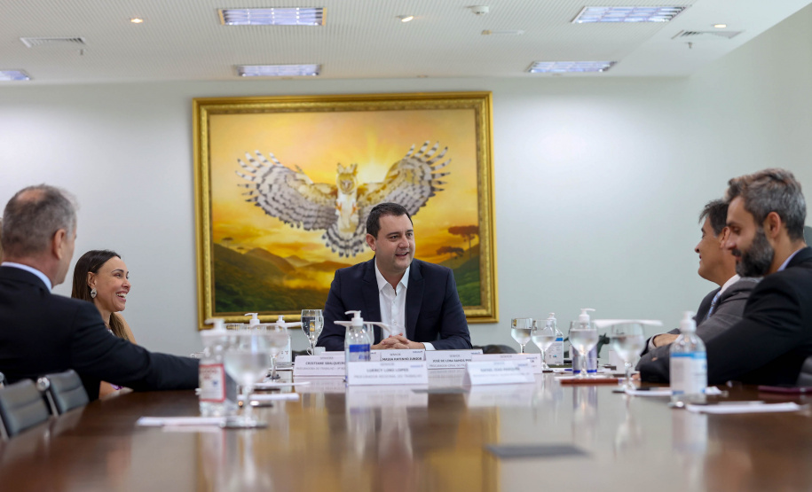 Governador Carlos Massa Ratinho Junior com Procurador Geral do Trabalho Dr José de Lima Ramos Pereira