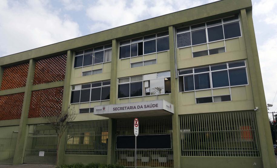 Após orientação do Ministério da Saúde, boletim Covid terá publicação semanal no Paraná