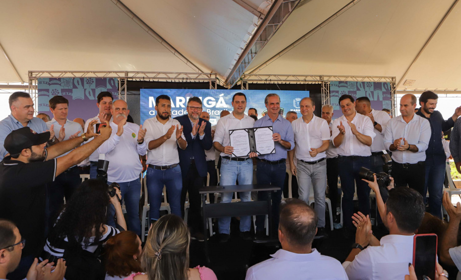 O governador Carlos Massa Ratinho Junior anunciou o início da usina fotovoltaica no aeroporto de Maringá.