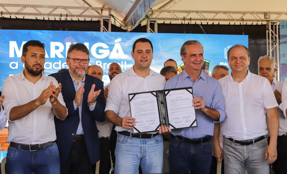 O governador Carlos Massa Ratinho Junior anunciou o início da usina fotovoltaica no aeroporto de Maringá.
