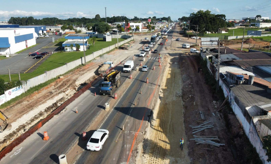 Com vigas concretadas, novo viaduto de São José dos Pinhais registra avanço das obras