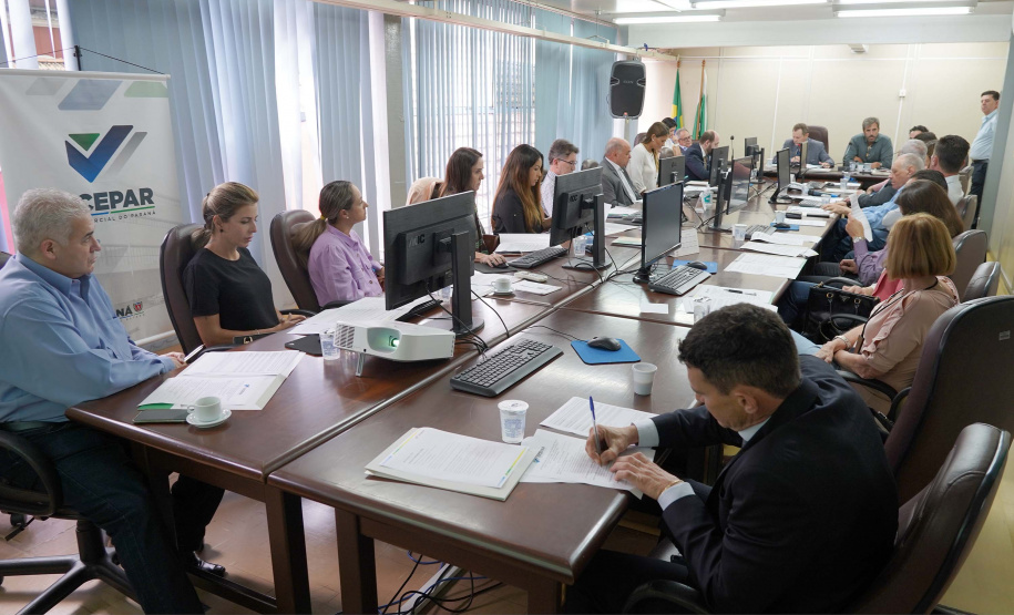 Com time de vogais e tradutoras públicas, mulheres ganham protagonismo na Junta Comercial