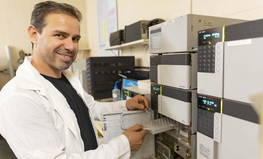 Projeto desenvolvido na UEM aumenta a produção de etanol com o bagaço da cana-de-açúcar