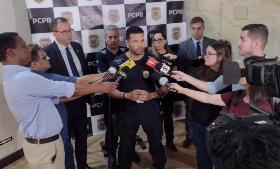 Policiais prendem dez pessoas em esquema que burlava sistema de transferências de veículos