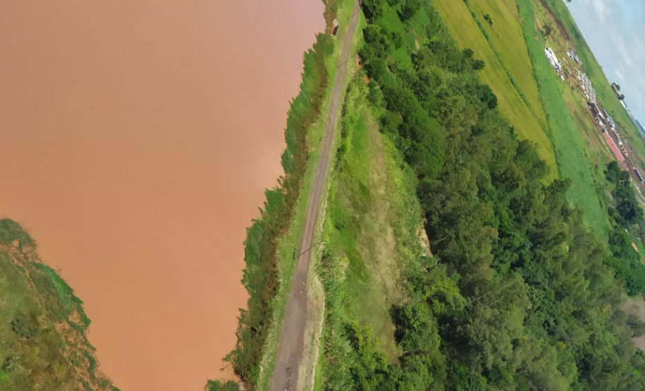 Defesa Civil monta força-tarefa para ajudar Bandeirantes; 270 famílias são afetadas