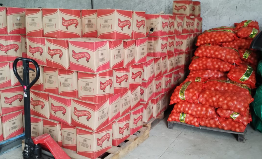 Receita Estadual identifica estoque irregular com 45 toneladas de fumo