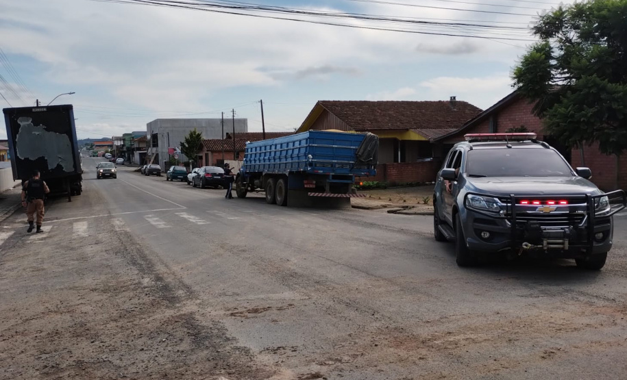 Receita Estadual identifica estoque irregular com 45 toneladas de fumo