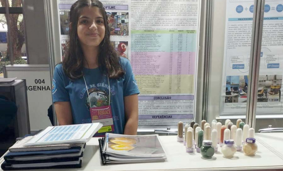 Alunos da rede estadual recebem prêmios em Feira de Ciência e Engenharias