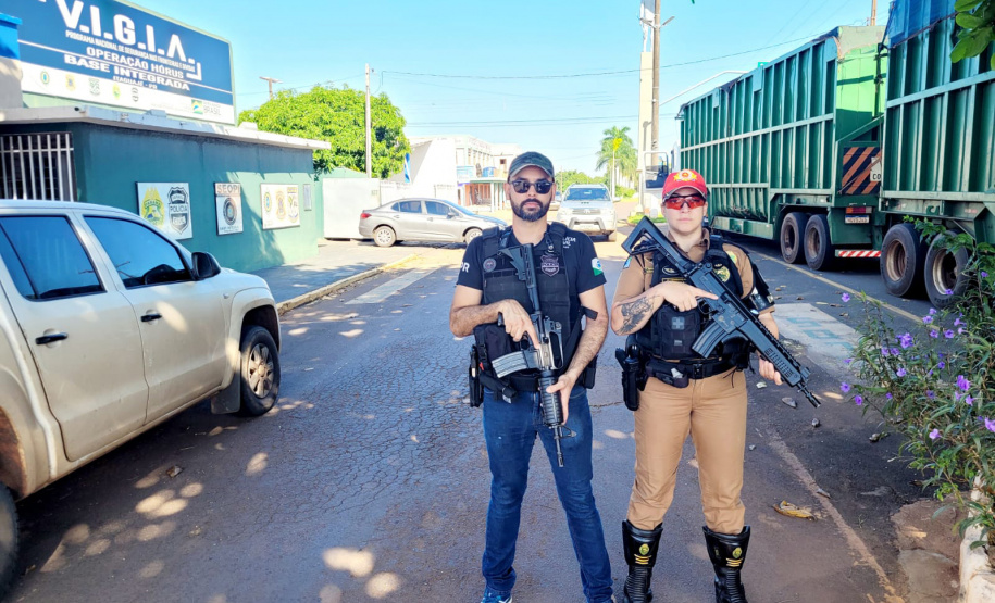 Polícias Civil e Militar apreendem mil caixas de cigarros contrabandeados no norte do Paraná