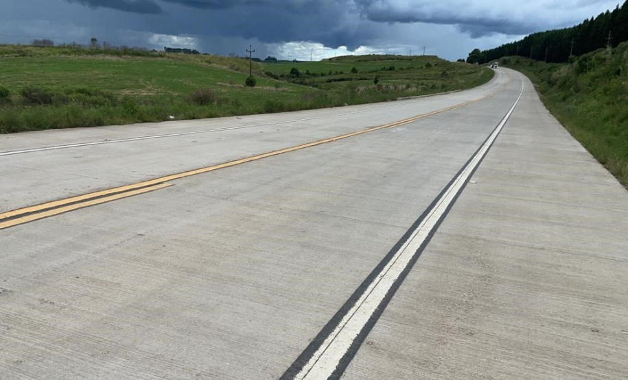 Obra emblemática do Sudoeste, Whitetopping da PRC-280 recebe últimos ajustes