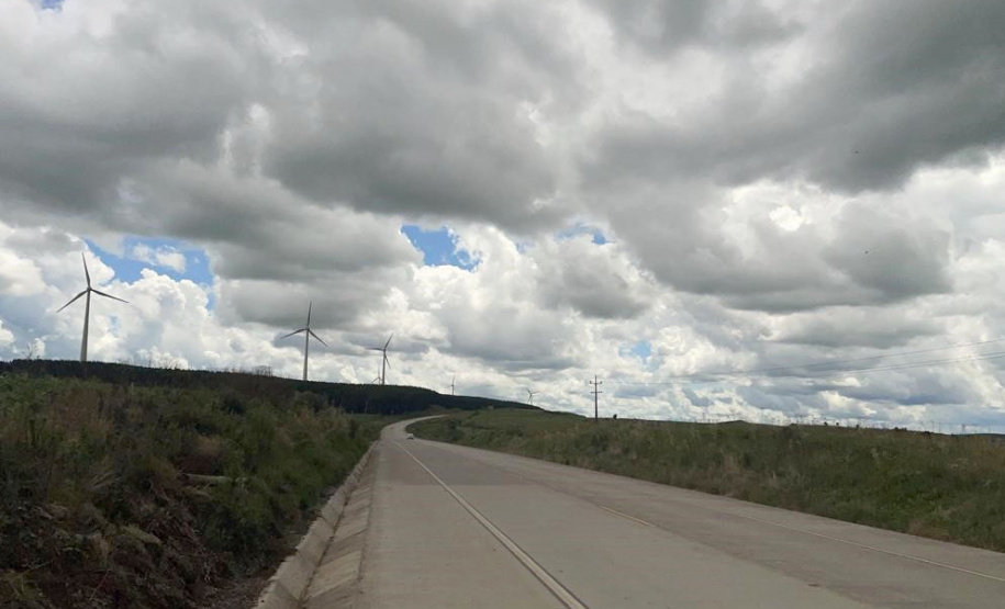 Obra emblemática do Sudoeste, Whitetopping da PRC-280 recebe últimos ajustes