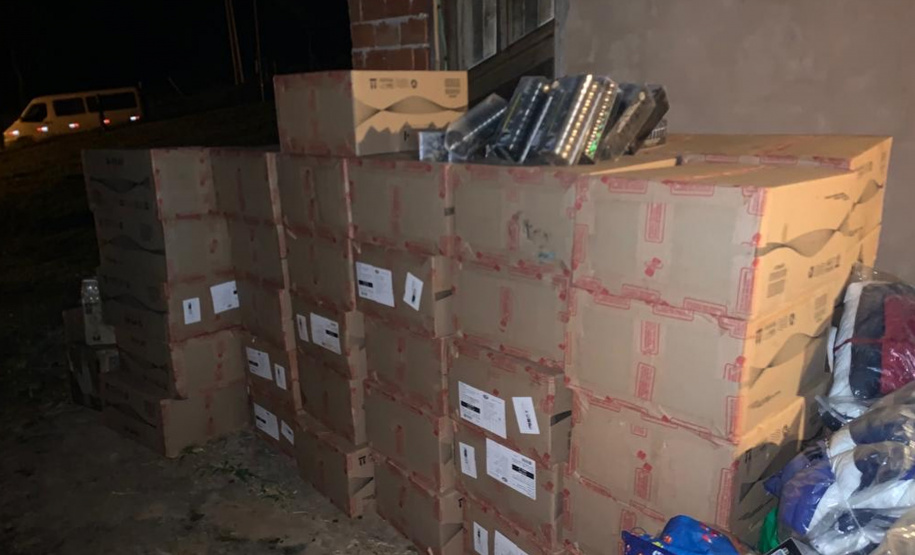 *PM e PRF prendem quatro em operação contra roubos a ônibus de turismo*