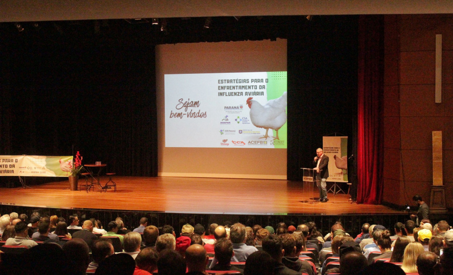 No Sudoeste, Sistema de Agricultura do Paraná debate prevenção da influenza aviária
