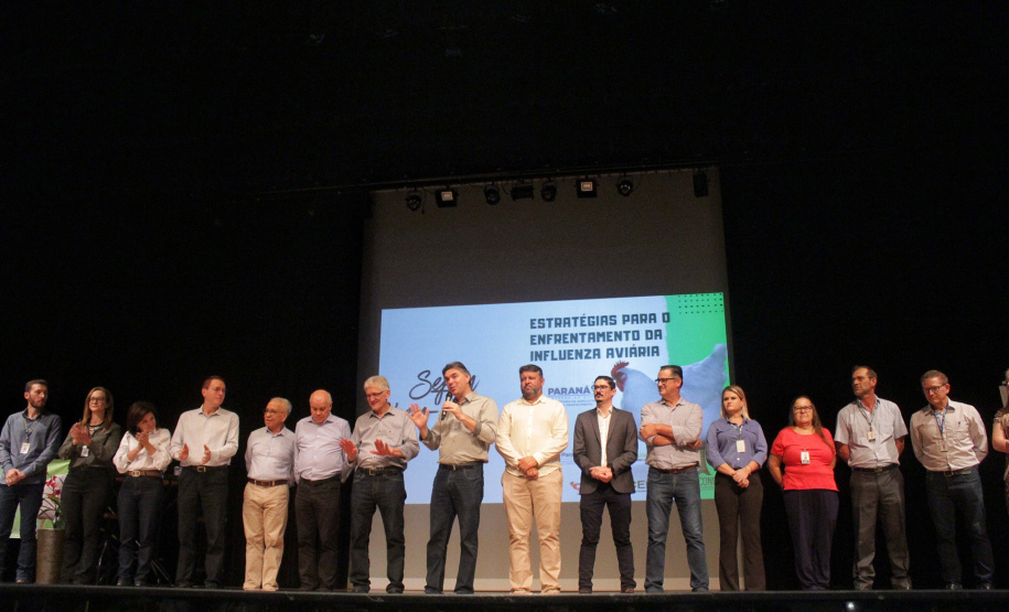 No Sudoeste, Sistema de Agricultura do Paraná debate prevenção da influenza aviária