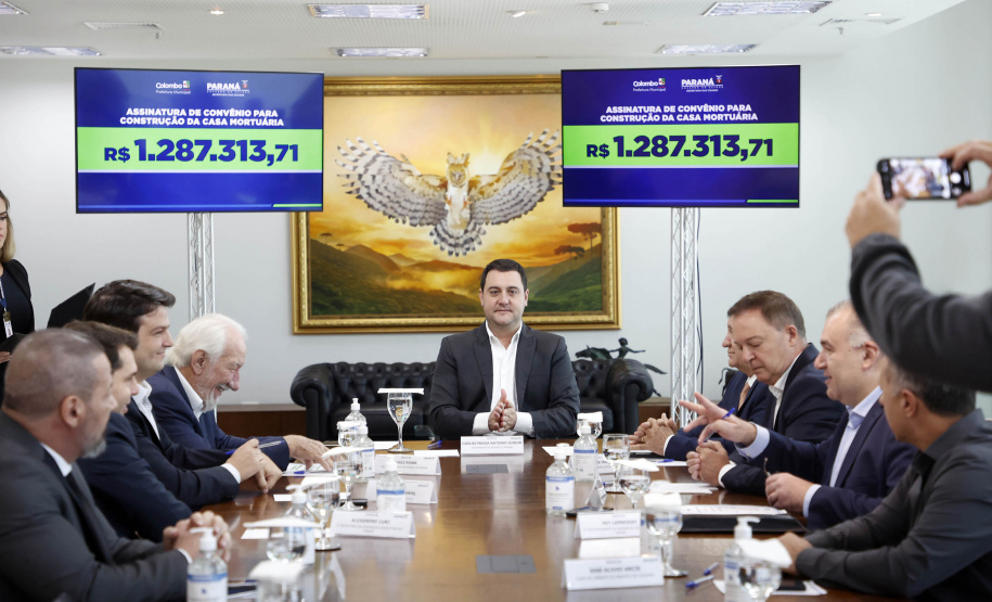 Assinatura Colombo Gov