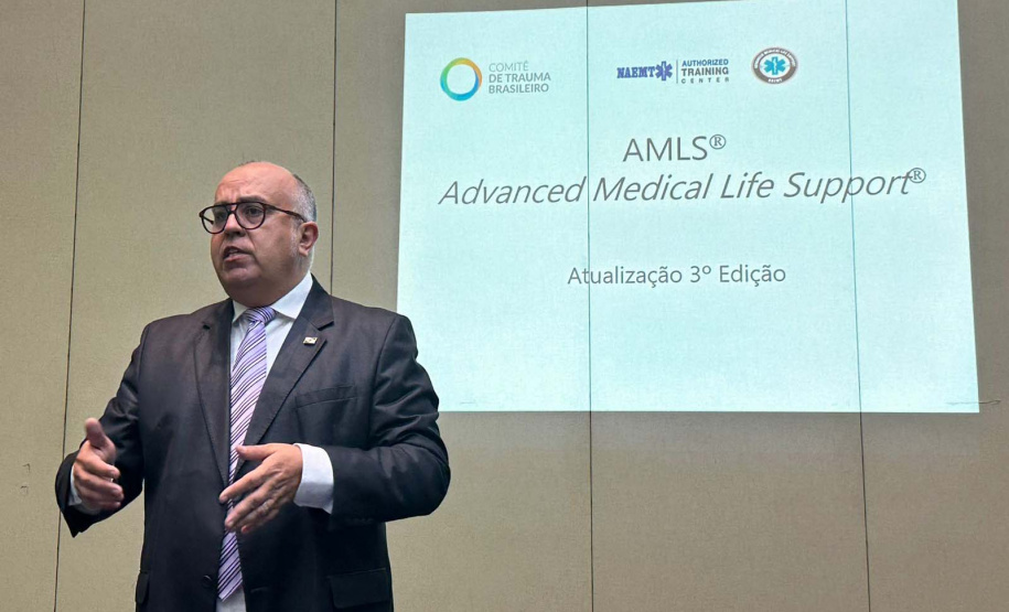 Governo inicia certificação internacional de mil profissionais para atendimento de urgência