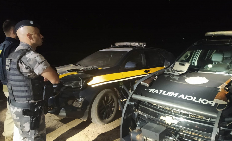 *PM e PRF prendem quatro em operação contra roubos a ônibus de turismo*